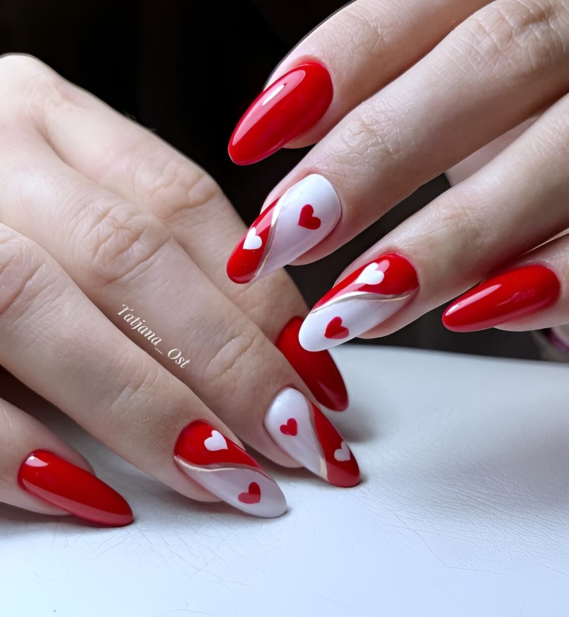 30 Irresistible Red Heart Nails For The Perfect Romantic Date 15