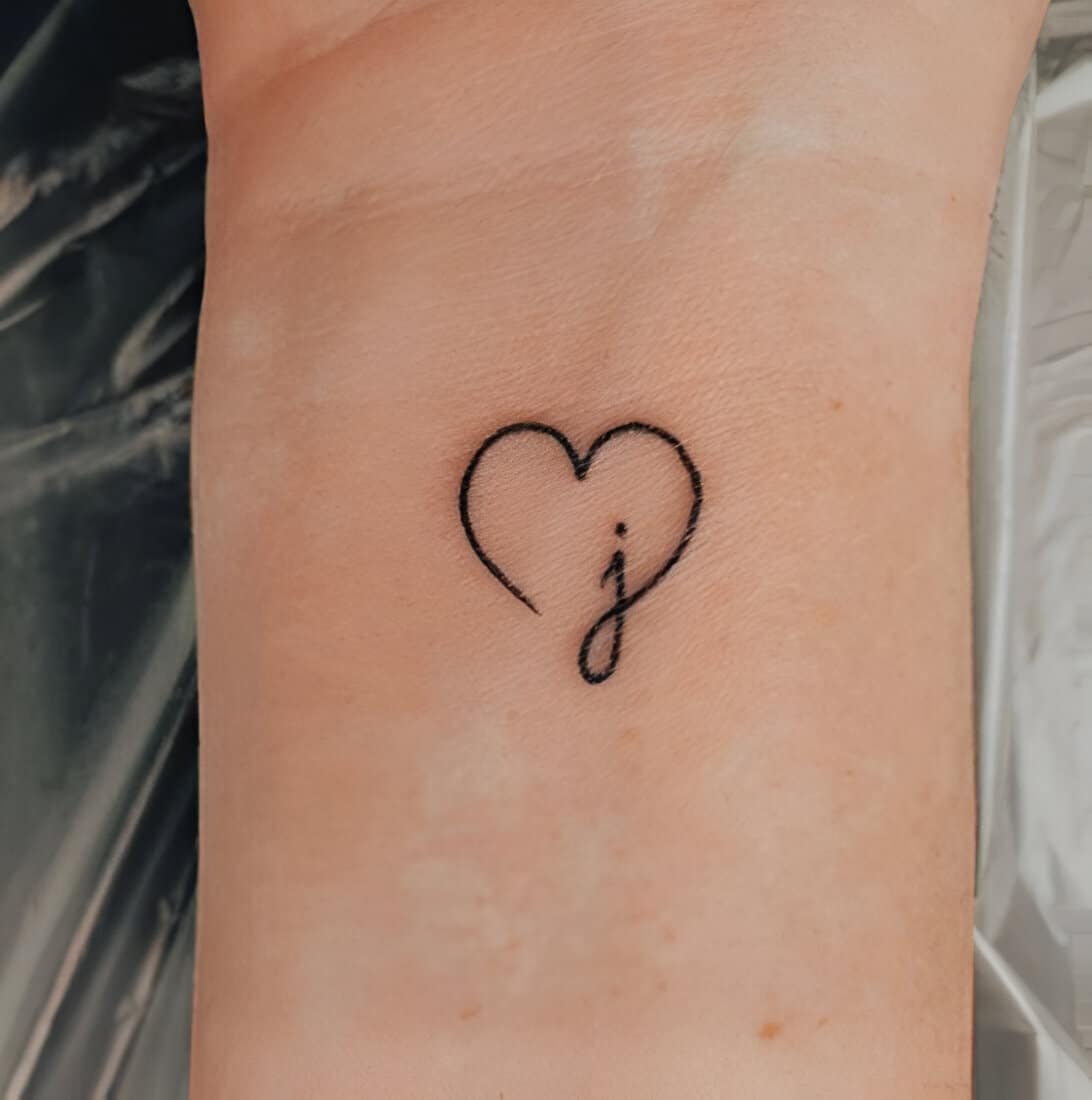 40 Breathtaking Valentines Day Tattoos To Increase Your Charm 17