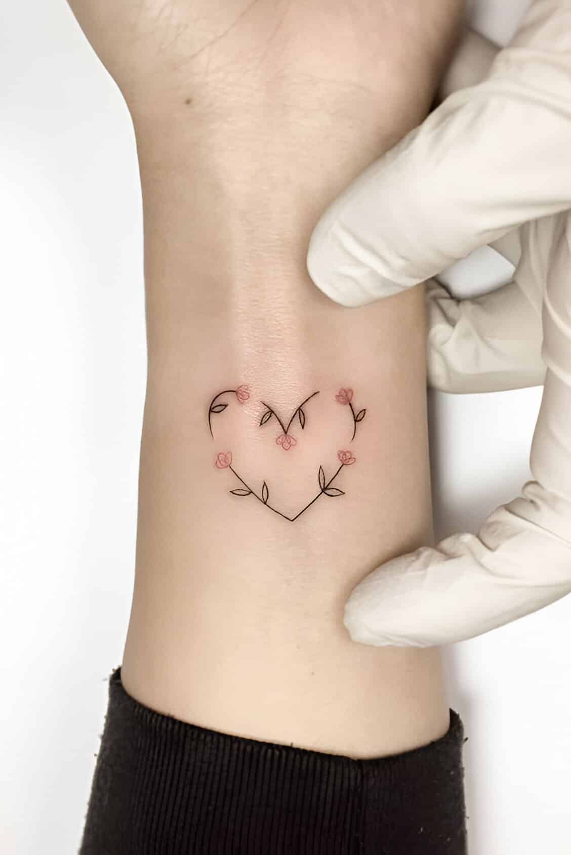 40 Breathtaking Valentines Day Tattoos To Increase Your Charm 33