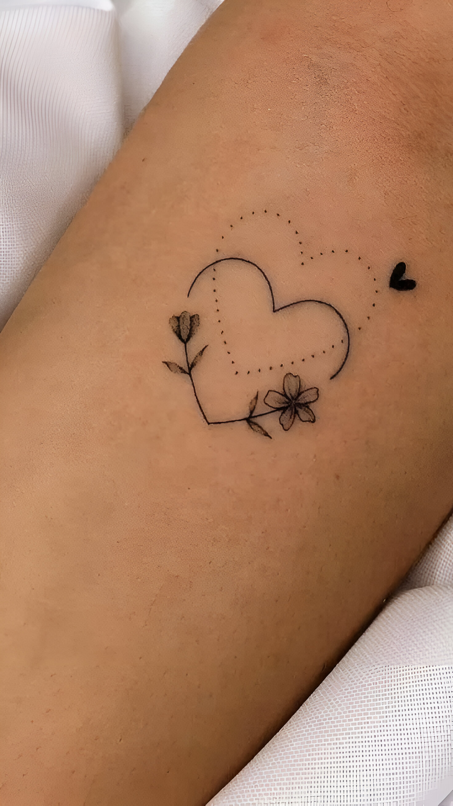 40 Breathtaking Valentines Day Tattoos To Increase Your Charm 34