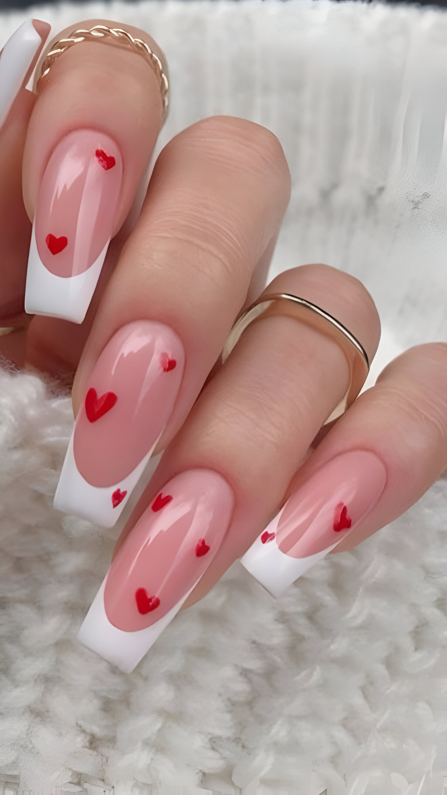 Romantic White Nails 10
