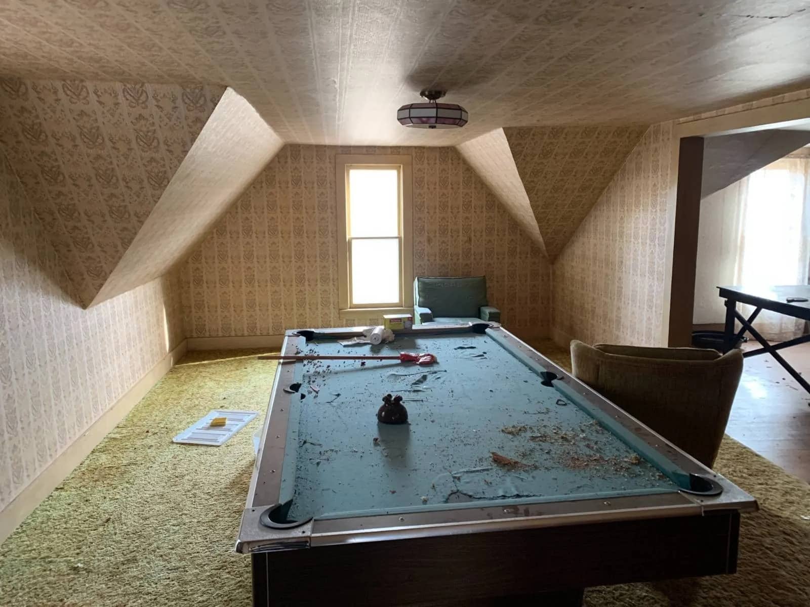 A 5-Bedroom C. 1900 Kansas Farmhouse For Sale On 5 Acres Under $101,000 - 139