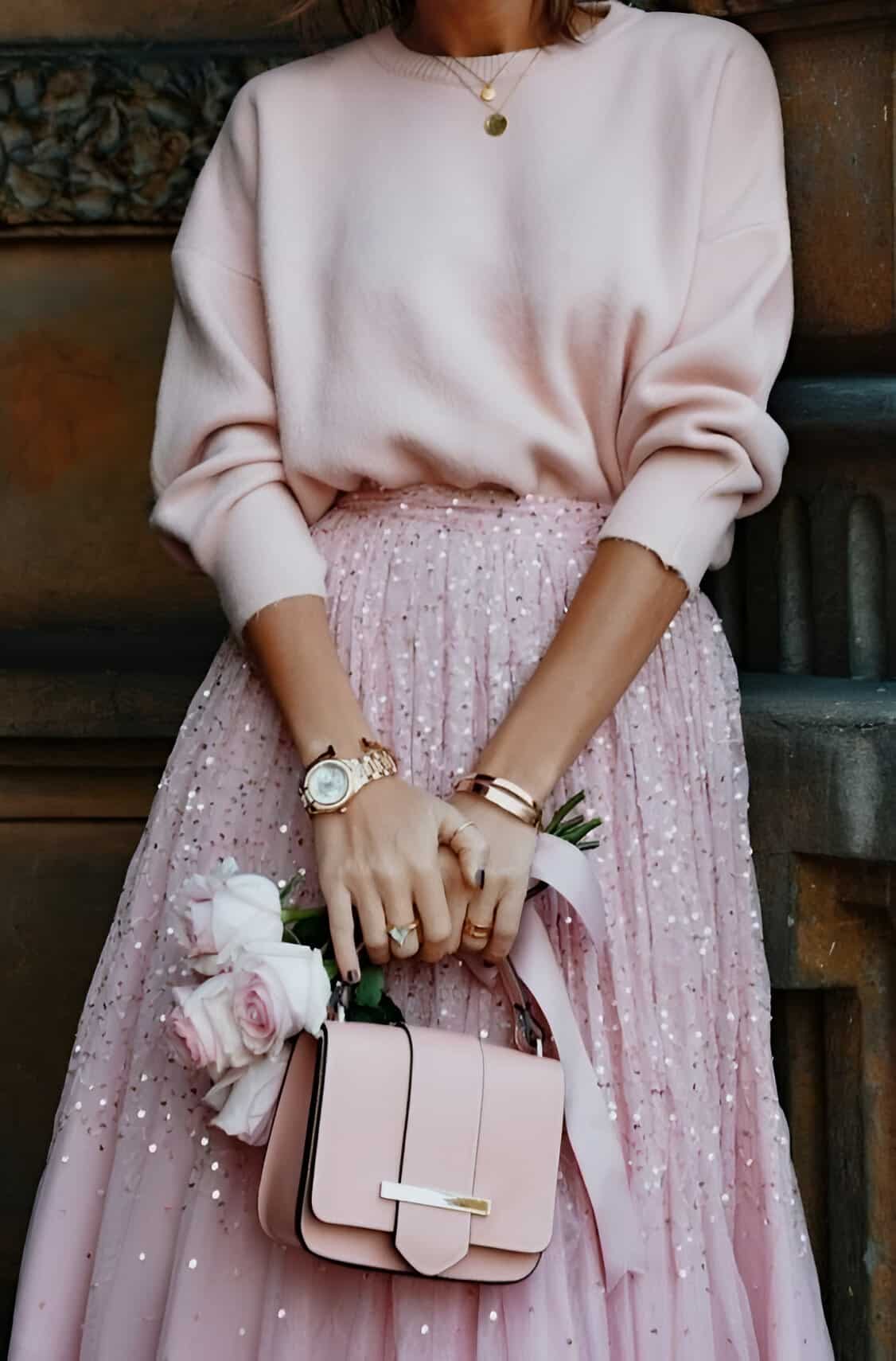 30 Classy Romantic Outfit Ideas Perfect For A Romantic Night Out 