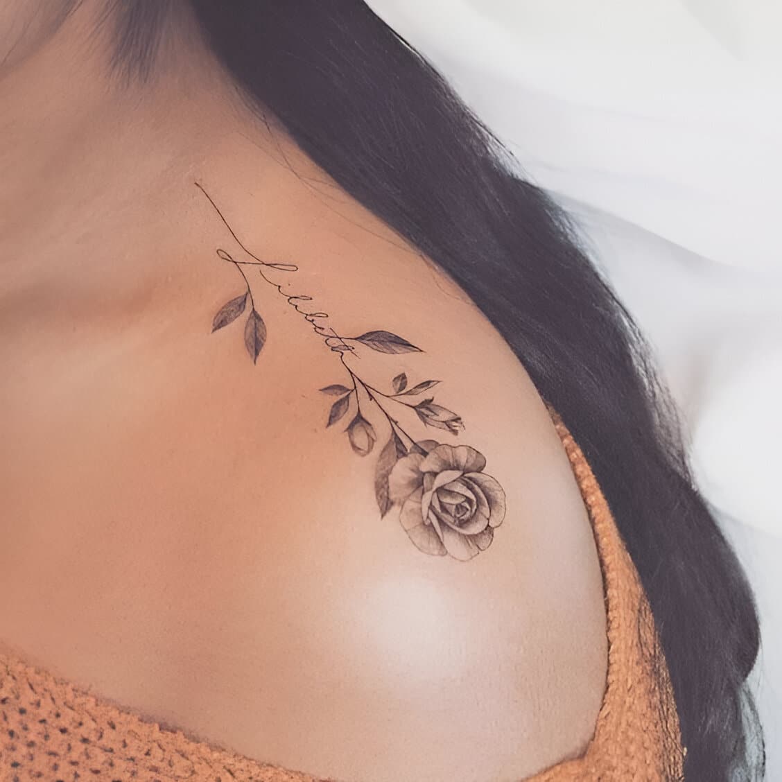 30 Elegant Feminine Rose Tattoos To Maximize Your Charm 17