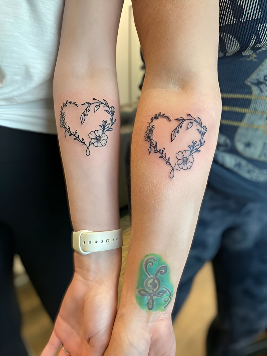 30 Elegant Matching Heart Tattoos To Get With Your Partner ASAP 3