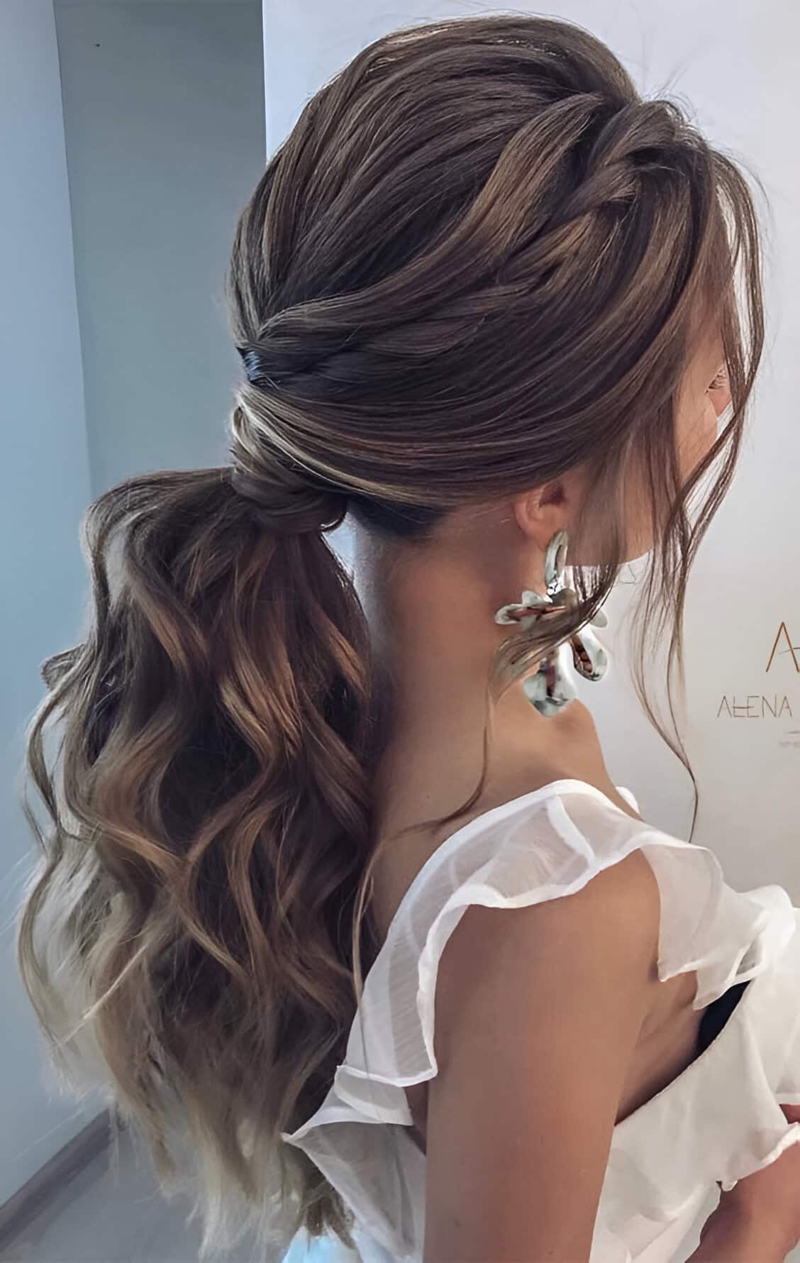 30 Stunning Valentine's Day Hairstyles Perfect For Your Romantic Date 13