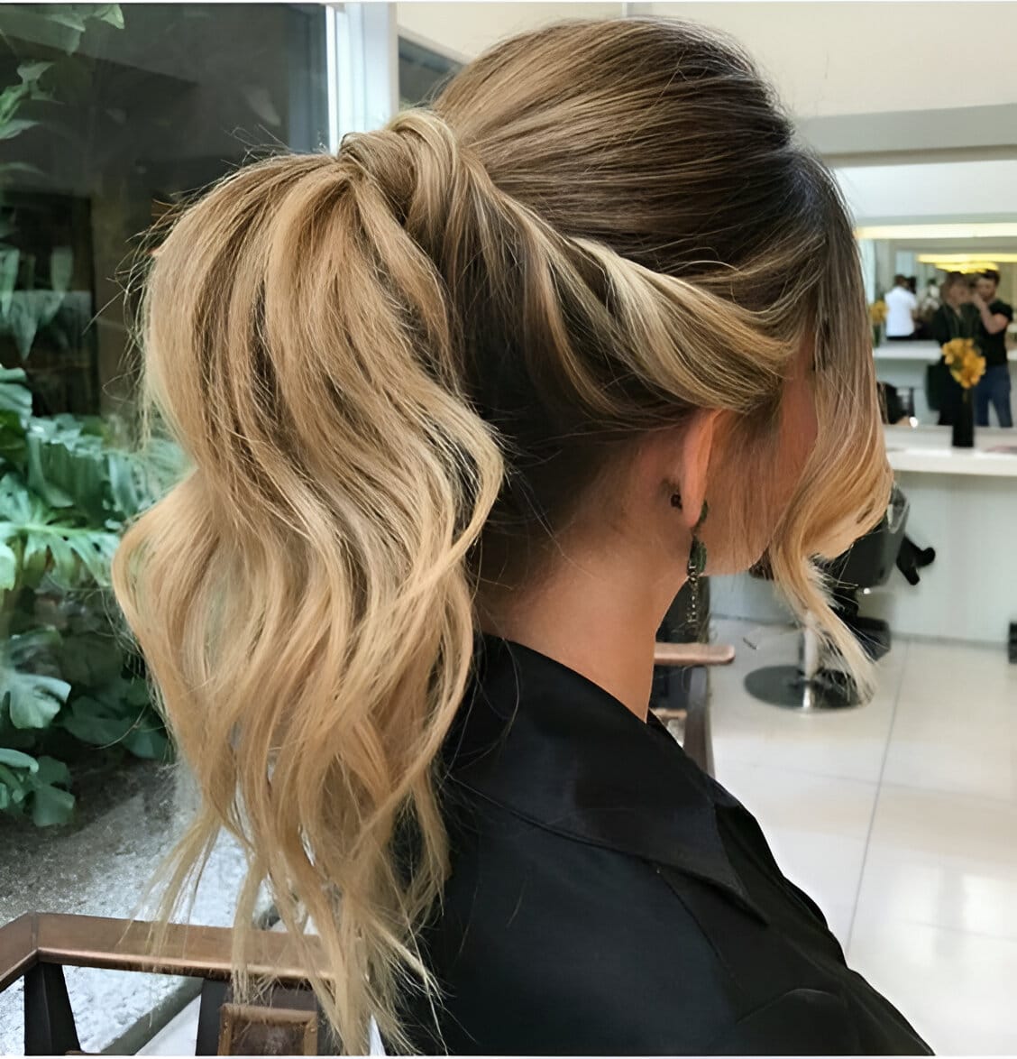 30 Stunning Valentine's Day Hairstyles Perfect For Your Romantic Date 16