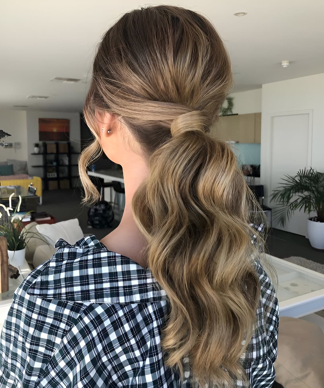 30 Stunning Valentine's Day Hairstyles Perfect For Your Romantic Date 18