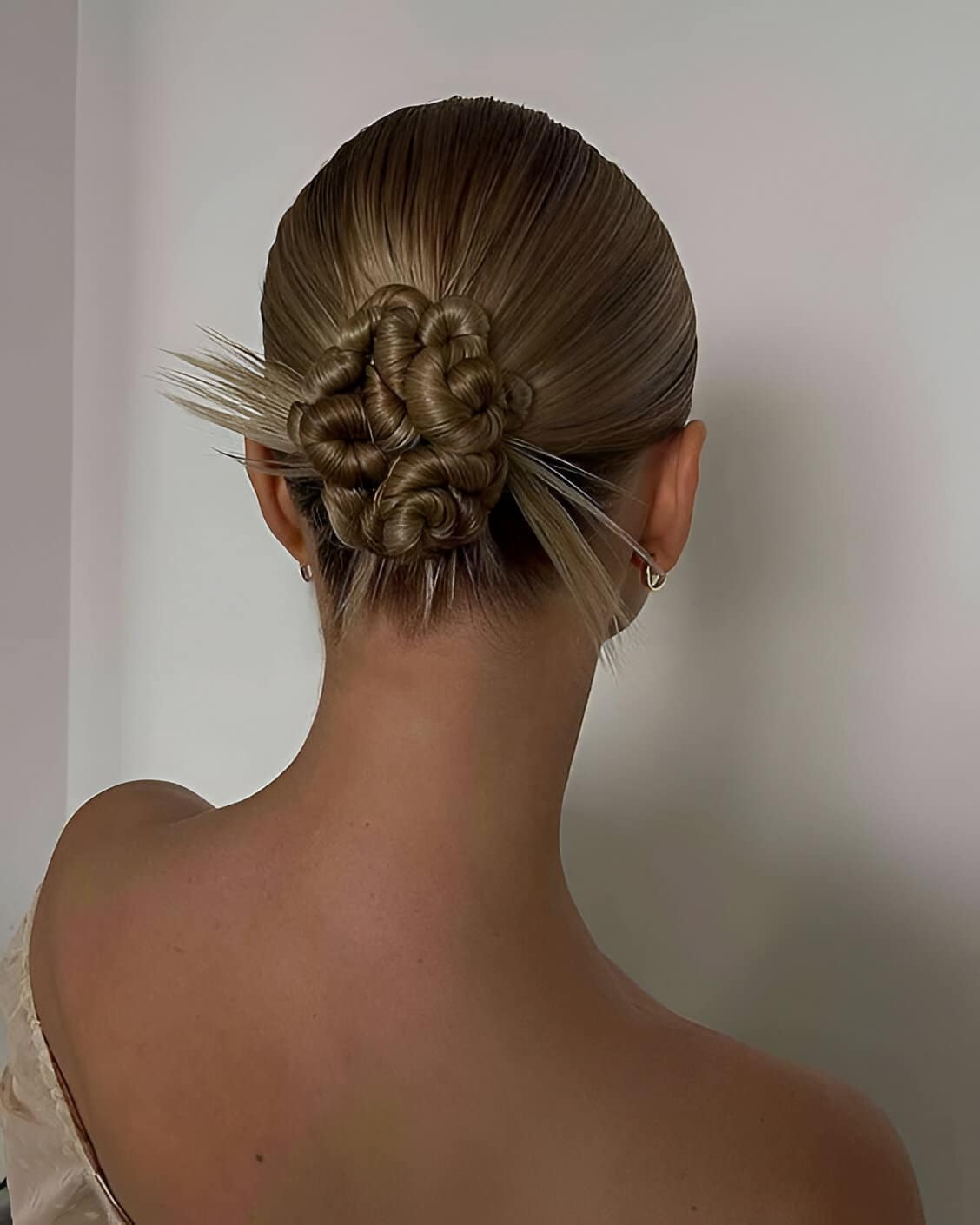 30 Stunning Valentine's Day Hairstyles Perfect For Your Romantic Date 29