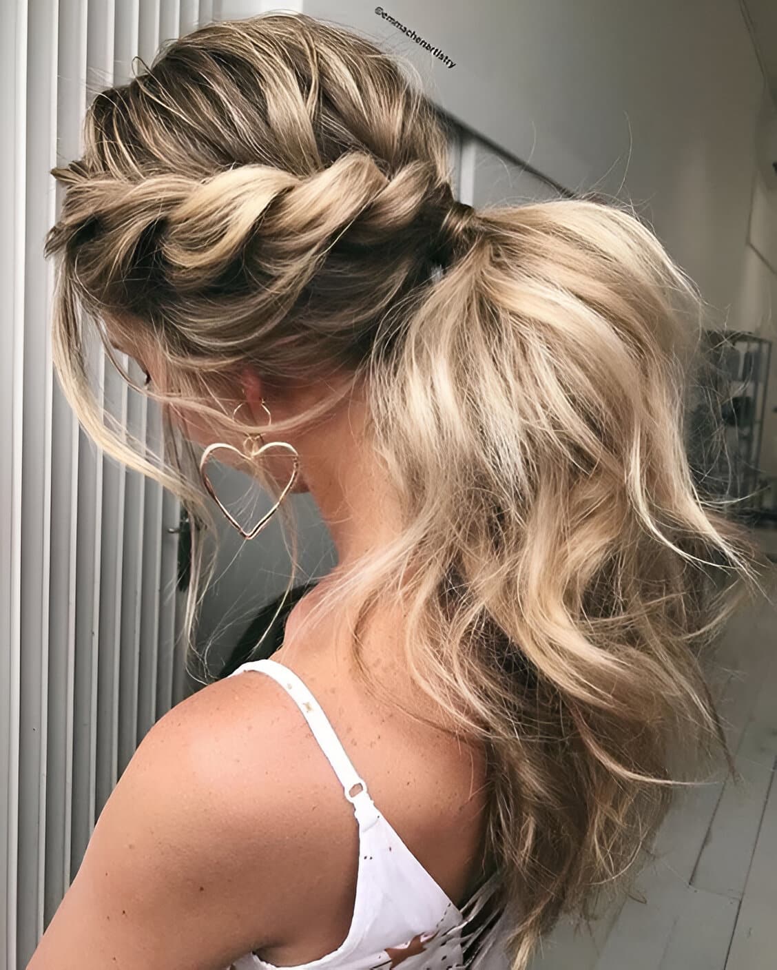 30 Stunning Valentine's Day Hairstyles Perfect For Your Romantic Date 3