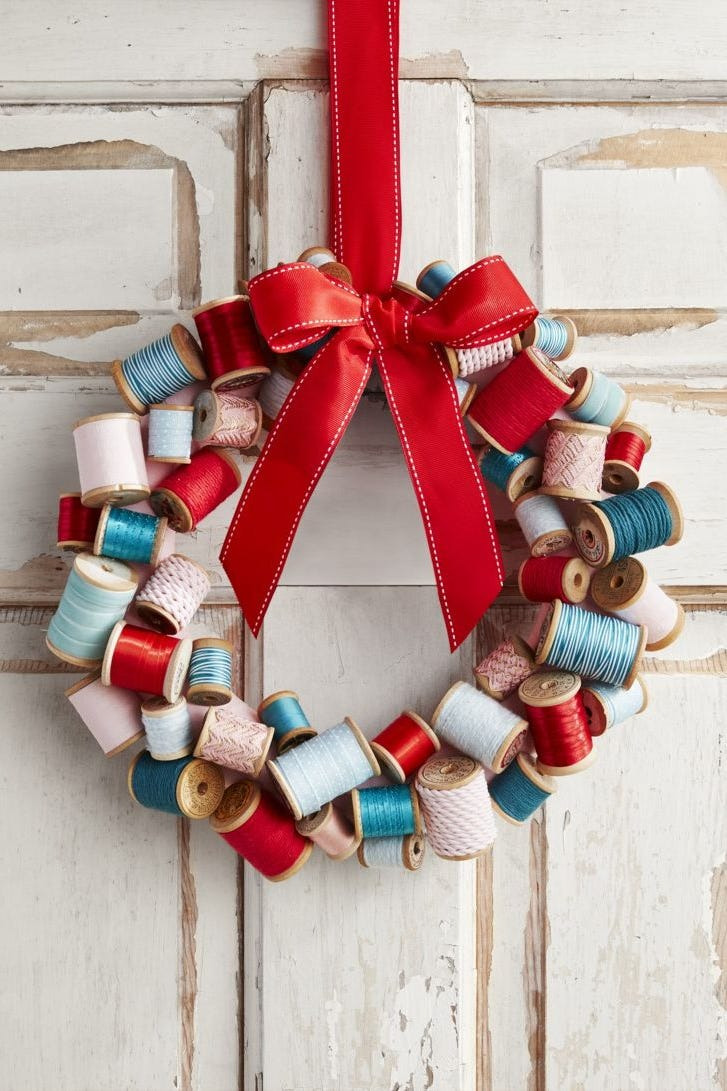 DIY Wooden Spools Wreath