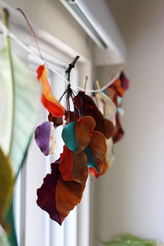 Vibrant Leaf Garland Display 1