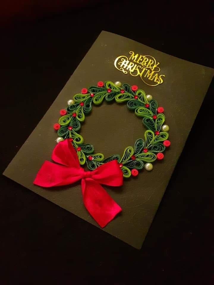 Exquisite Quilled Wreath Christmas Card