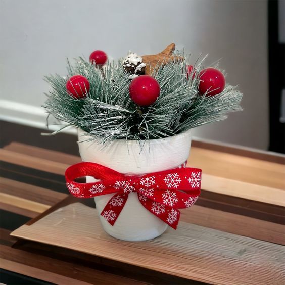 Frosted Berry Christmas Pot