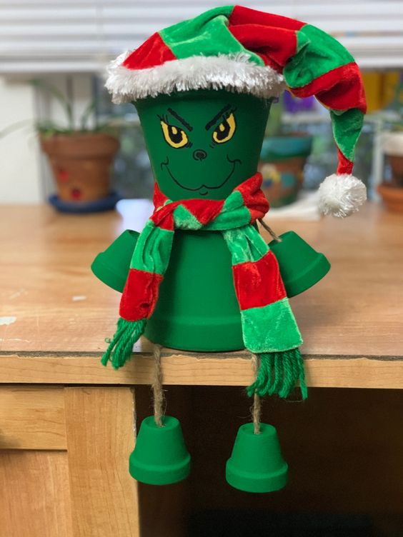 Grinch-Inspired Christmas Clay Pot Decor