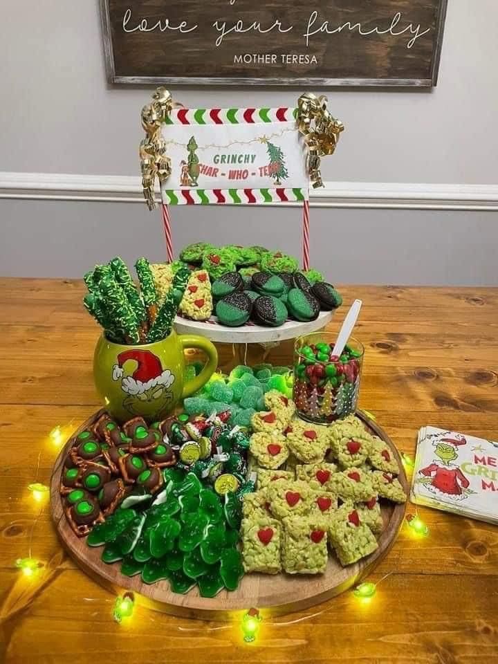 Grinch-mas Charcuterie Board