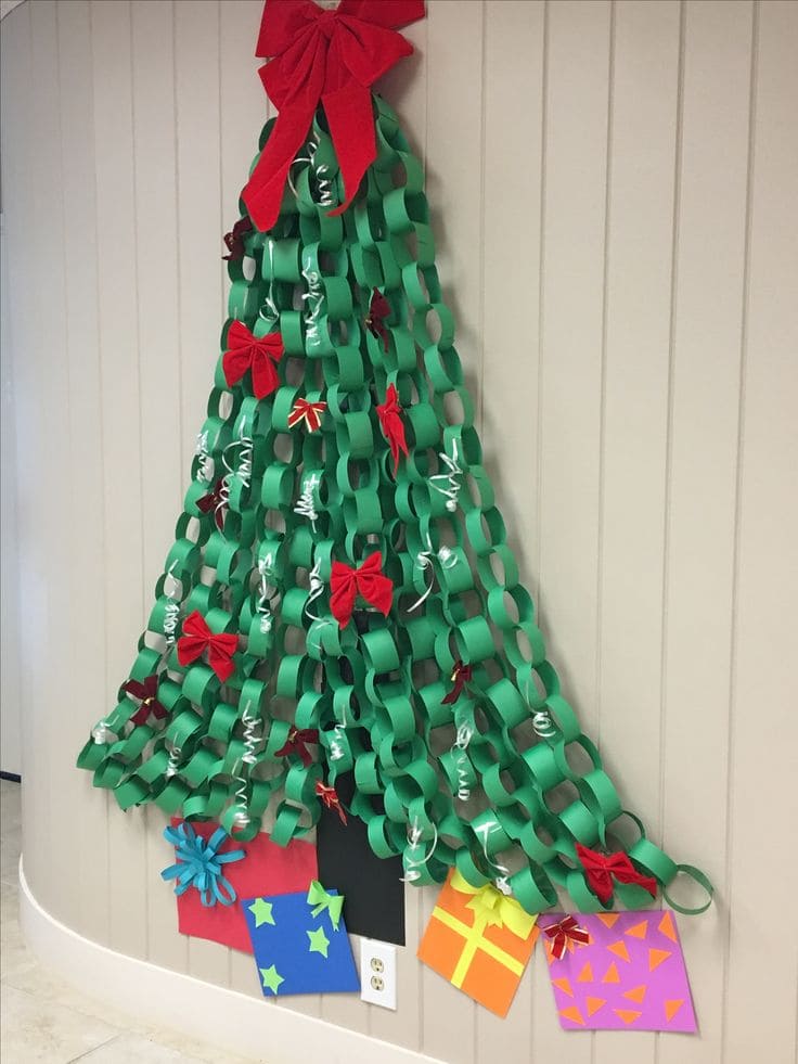 Paper Chain Christmas Tree