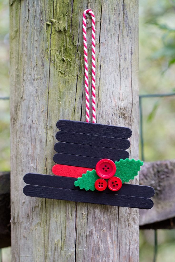 Festive Popsicle Stick Top Hat