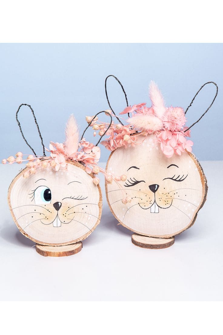 Wood Slice Bunny Decor with Floral Accents