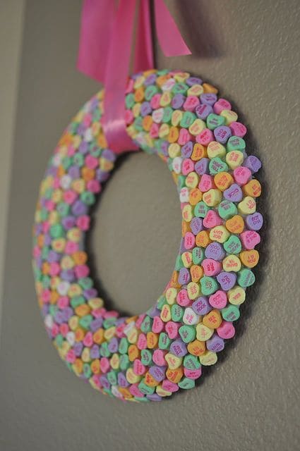 Charming Candy Heart Valentines Day Wreath