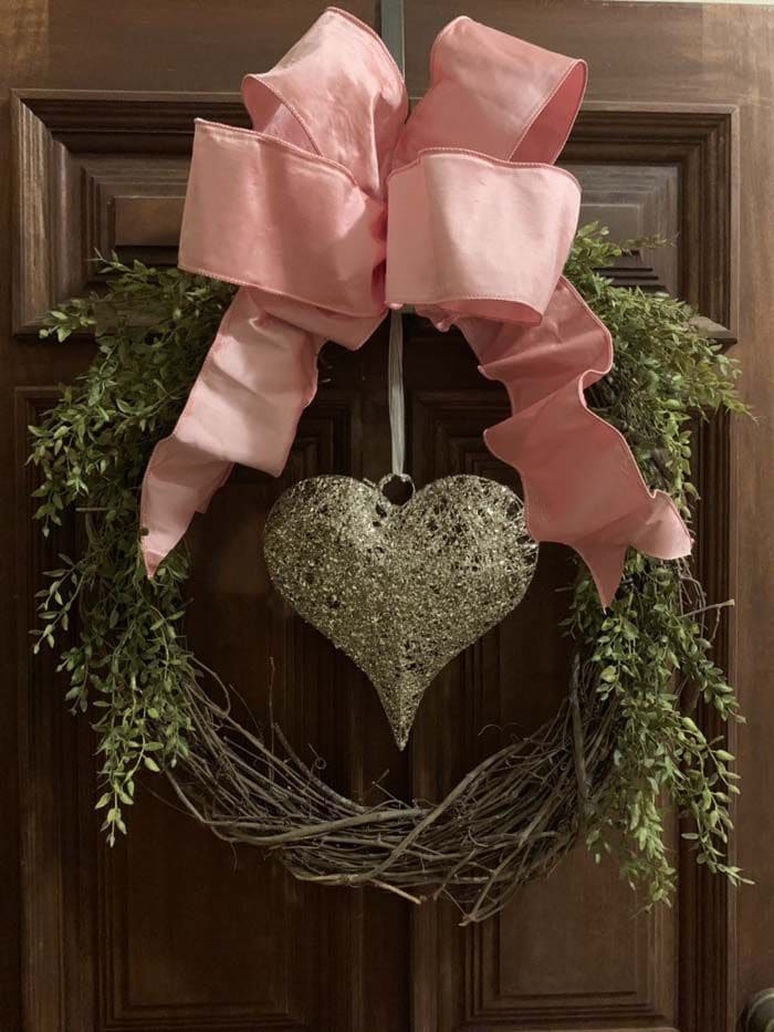 Elegant Rustic Wreath with Glitter Heart