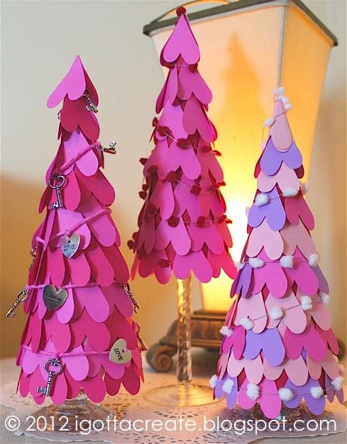 Heart-Laden Valentine Tabletop Trees