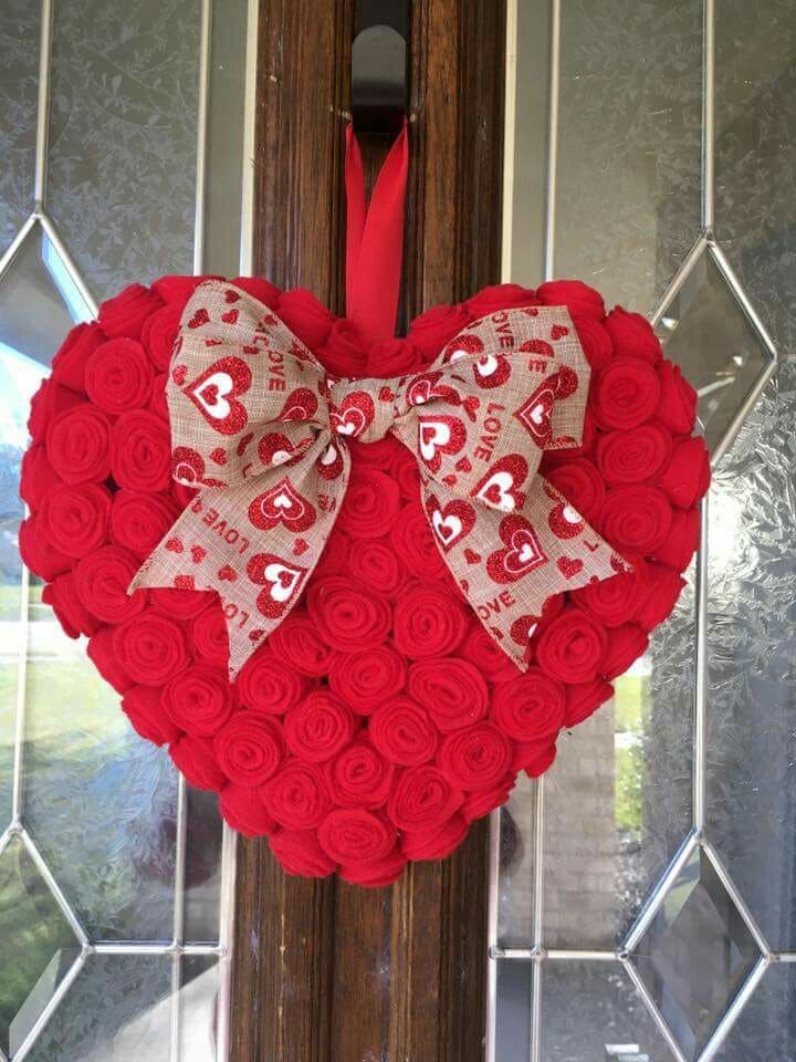 Romantic Felt Rose Heart Wreath Design