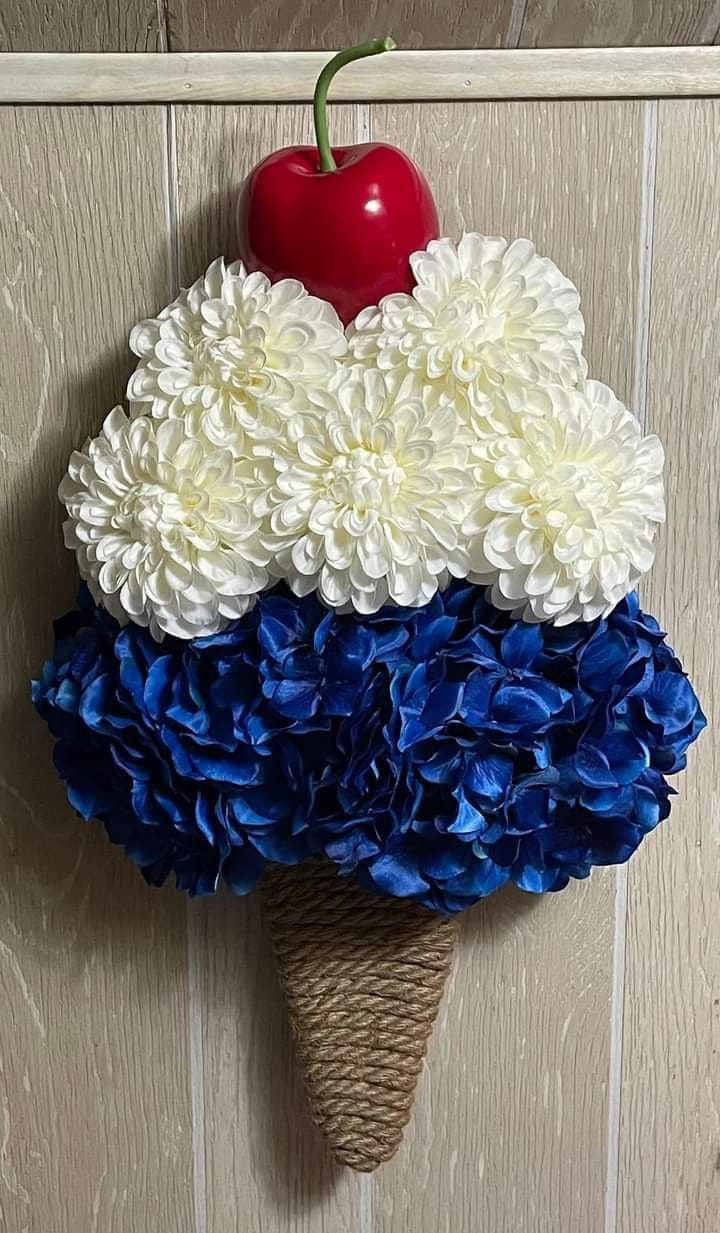 4th of July Ice Cream Cone Door Hanger
