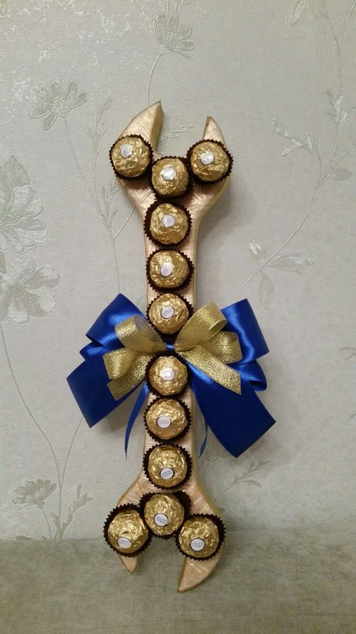 DIY Fathers Day Candy Wrench Gift