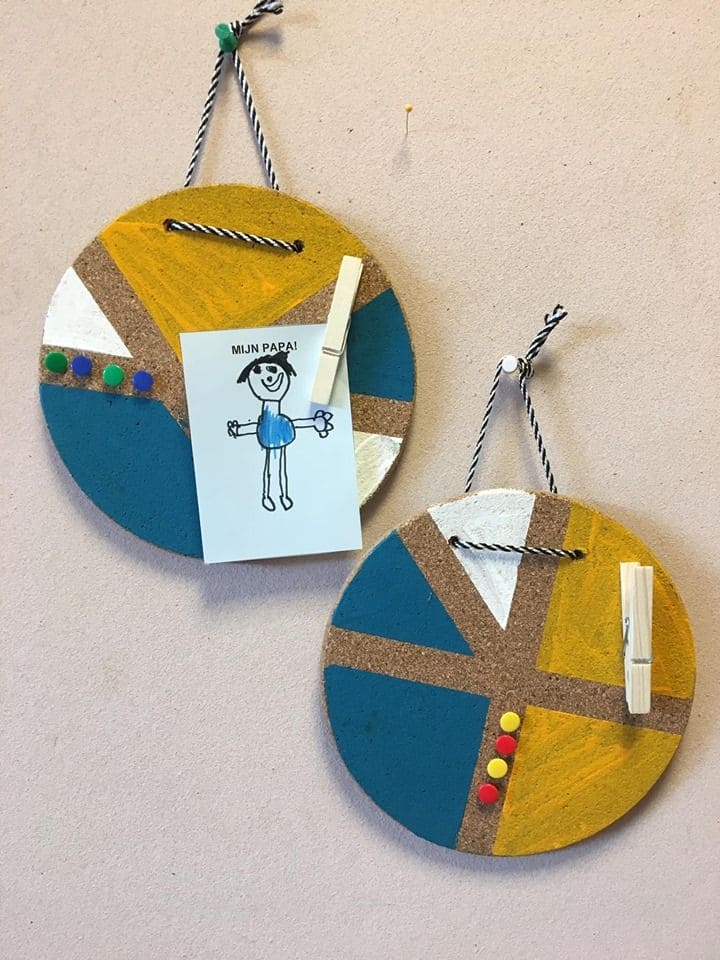 DIY Painted Cork Board with Clip