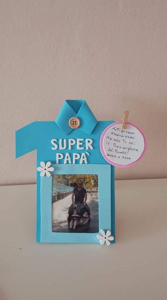 Shirt-Shaped Foam Photo Frame
