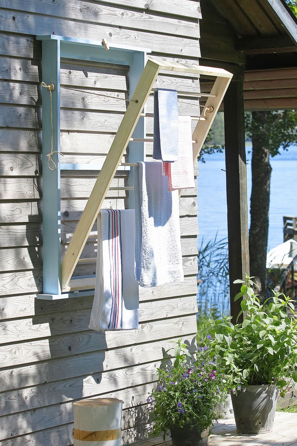 Fold-Down Wall-Mounted Drying Rack