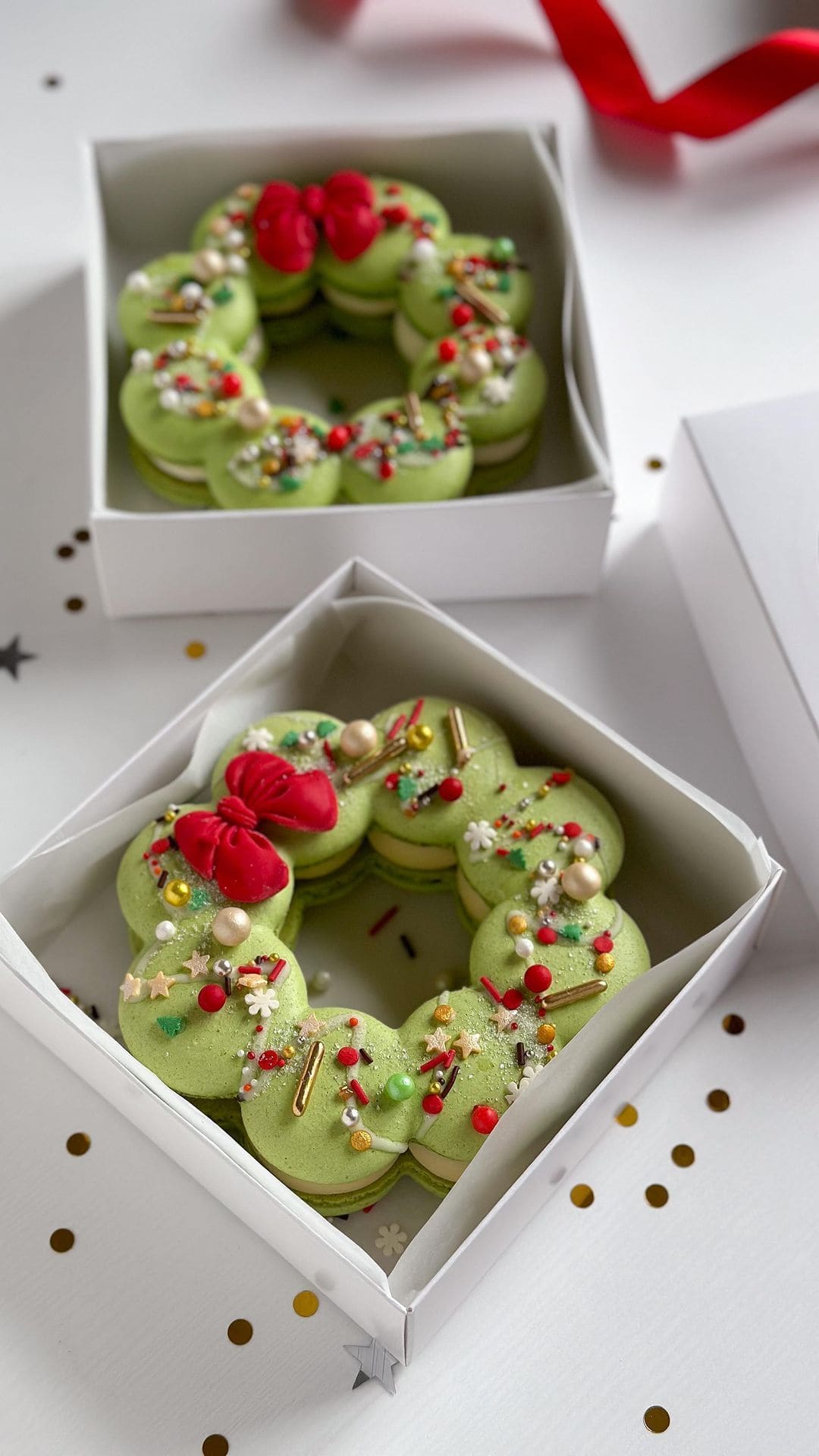 Holiday Macaron Wreaths