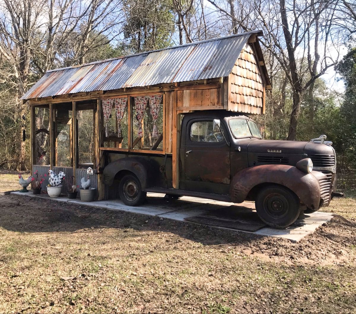 Vintage Truck Chicken Coop Shelter