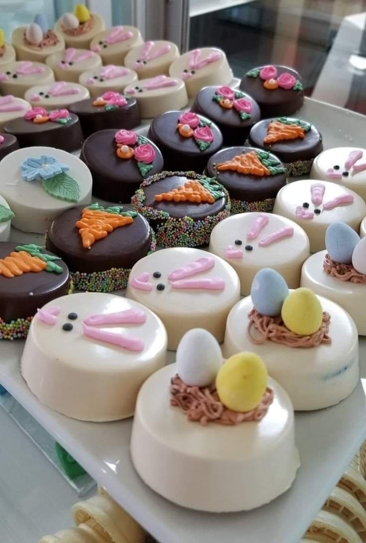 Mini Easter Bunny Dessert Cakes